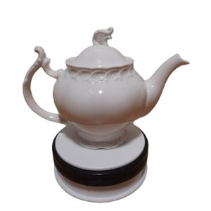 🛑SOLD🛑Peppertree Tabletops Porcelain Teapot